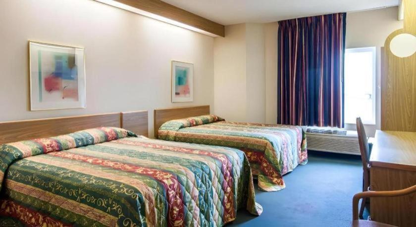 Rodeway Inn Салем Екстериор снимка
